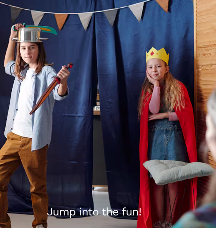 2-students-acting-in-a-play