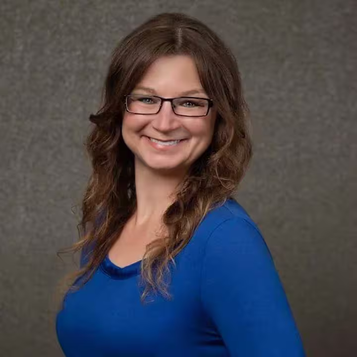 lisa-morrison-bio-photo
