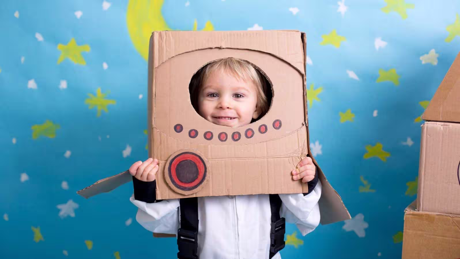 young-child-in-carboard-box-costume